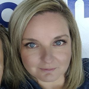 Meet your Posher, Nola